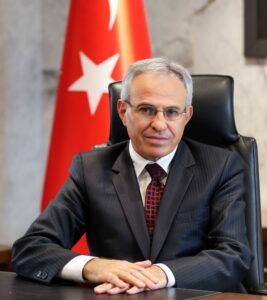 REKTÖR ÖZAYDIN’DAN İNTİHAL İDDİASINA YANIT GELDİ