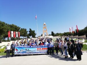 ŞAHİNBEY 111.000 GAZİ TORUNUNU ECDADIYLA BULUŞTURUYOR