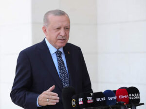 Orman yangınlarından etkilenen hiçbir vatandaşımızı mağdur etmeyeceğiz