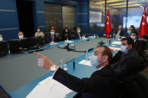 Cumhurbaşkanı Erdoğan, Devlet Bilgi Koordinasyon Merkezi’nde yangınlar hakkında bilgi aldı