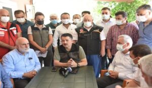 BAKAN PAKDEMİRLİ ISPARTA’DA YANGIN BÖLGESİNDE İNCELEMELERDE BULUNDU