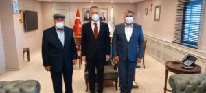 ALEVİ DEDESİ VE MUHTARDAN VALİ GÜL’E TEŞEKKÜR