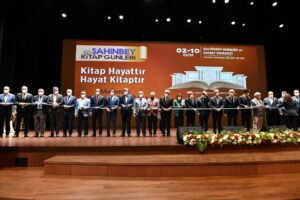 ŞAHİNBEY KİTAP GÜNLERİ FUARI AÇILDI(Video Haber)