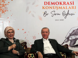 ERDOĞAN:ALEVİ DERNEKLERİNE AB(ALMANYA) DAN ALİ’SİZ ALEVİLİKLE YENİ BİR DİN İHDASINA  30 MİLYON AVRO PARASAL DESTEK VERİLDİ (VİDEO Haber-Köşe yazısı Halil Eyyupoğlu)