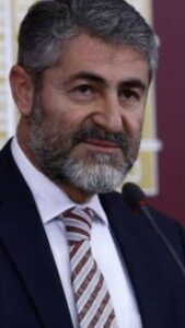 Beklenen atama geldi:Hazine ve Maliye Bakanlığı görevine  Dr. Nureddin Nebati atandı