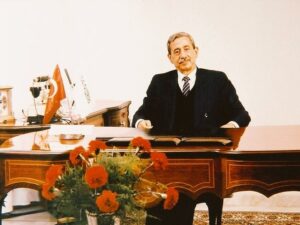 SANİ KONUKOĞLU ÖLÜMÜNÜN 28. YILINDA ANILIYOR