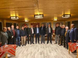ESKİ BAKAN ILIKSOY OĞUZBOYLARINI ZİYARET ETTİ