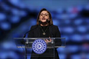FATMA ŞAHİN: YEŞİL KALKINMA, YEŞİL DEVRİM İÇİN BURADAYIZ (Video Haber-Halil Eyyupoğlu)