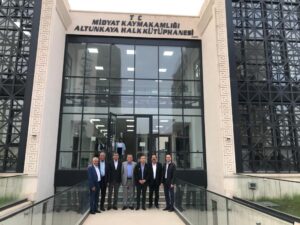ALTUNKAYA:KÜTÜPHANELER YENİ NESİLLERE VE GELECEĞE YATIRIMDIR