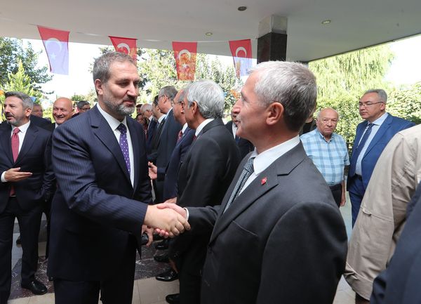 AK PARTİ VE CHP DEN GaZİANTEP OY ORANLARI(Halil Eyyupoğlu Köşe Yazısı- Köşe Yazısı)