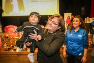 FATMA ŞAHİN, ŞAMPİYON SPORCULARLA BİR ARAYA GELDİ