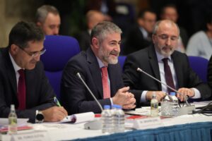 EYT’DE SON DAKİKA; BAKAN NEBATİ AÇIKLADI