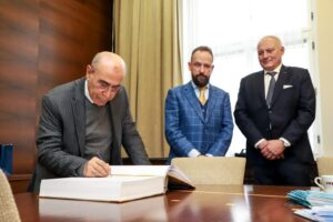 <strong>FOTOĞRAFLARLA GAZİANTEP SERGİSİ OSTRAVA’DA TÖRENLE AÇILDI</strong>