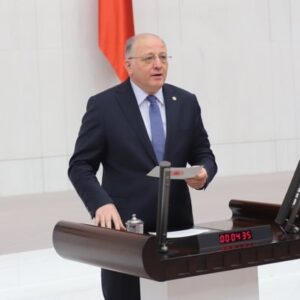 Koçer “OSB Kanunu hayırlı olsun. Yeni nesil yeşil OSB’ler için alt yapı hazır.”