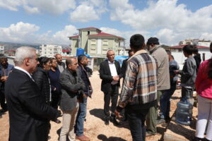 MELİH MERİÇ HORTUM FELAKETİNİN ARDINDAN PAZARCIK’I ZİYARET ETTİ