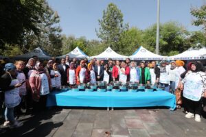 ŞAHİNBEY’DE BAHARIN GELİŞİ YAĞLI KÖFTE YARIŞMASI İLE KUTLANDI