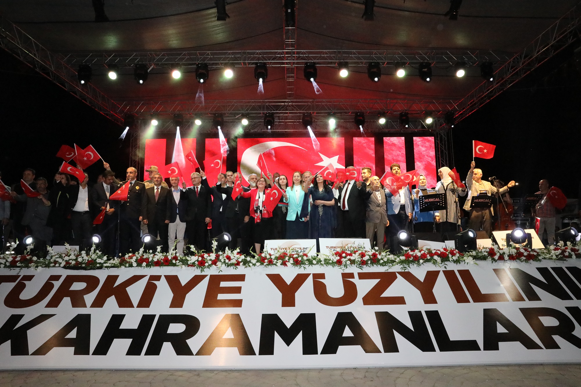  15 TEMMUZ’DA YİNE TEK YÜREK (Video Haber-Halil Eyyupoğlu)