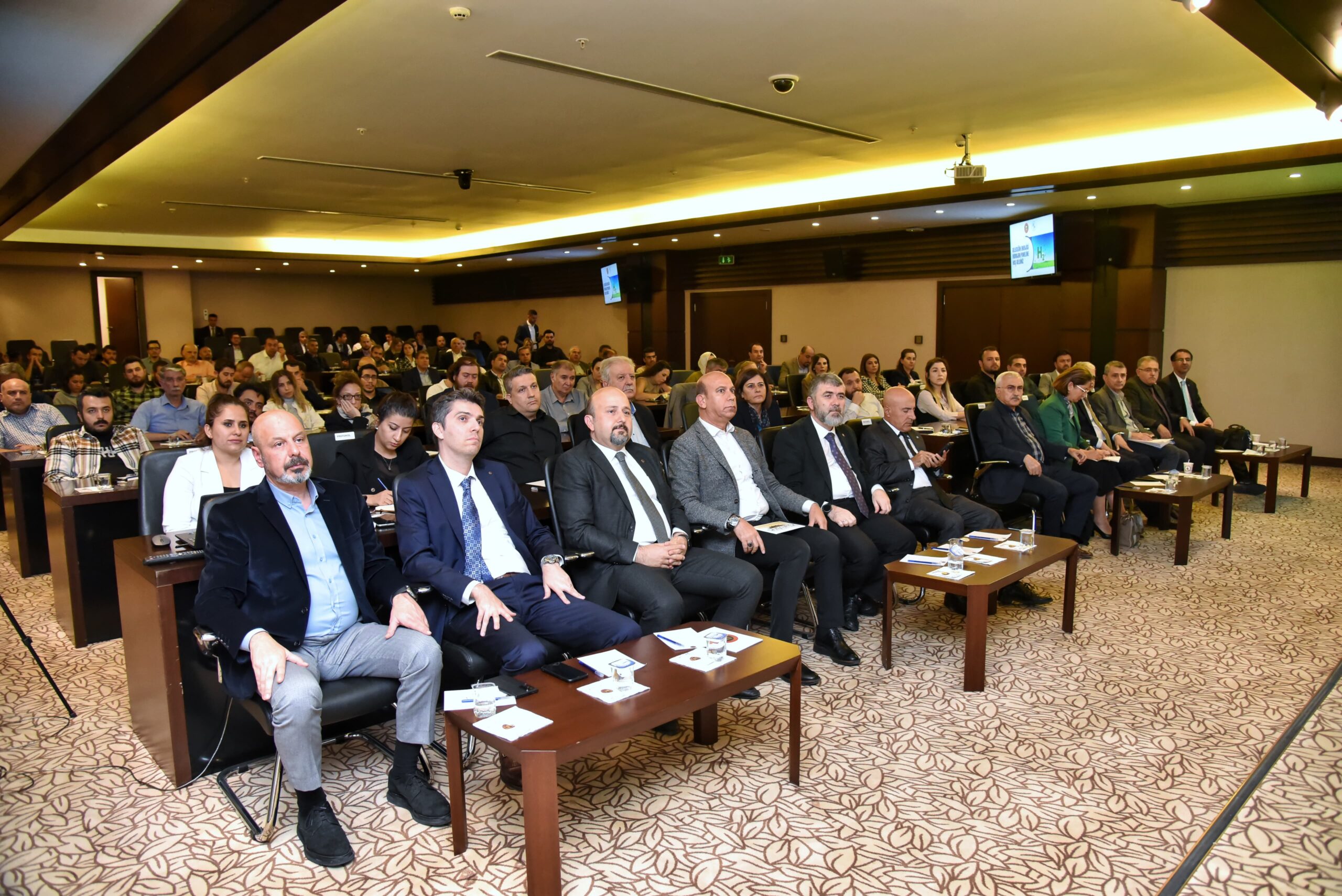 HALİL UĞUR:GAZİANTEP, SANAYİ VE GASTRONOMİ ŞEHRİ OLDUĞU GİBİ AYNI ZAMANDA BİR ENERJİ ŞEHRİDİR”