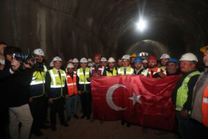 ŞAHİNBEY 100. YIL TÜNELLERİNDE IŞIK GÖRDÜ(Video Haber- Halil Eyyupoğlu)