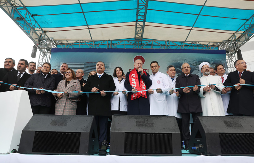 Erdoğan:”Deprem şehirlerimizi, altyapısıyla, üstyapısıyla tamamen ayağa kaldırana kadar durmayacağız”(Video Haber-Halil Eyyupoğlu)