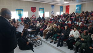 KENT KONSEYİ’NDEN DEPREMZEDE KADINLARA AİLE SAĞLIĞI KONFERANSI (Video Haber-Halil Eyyupoğlu)
