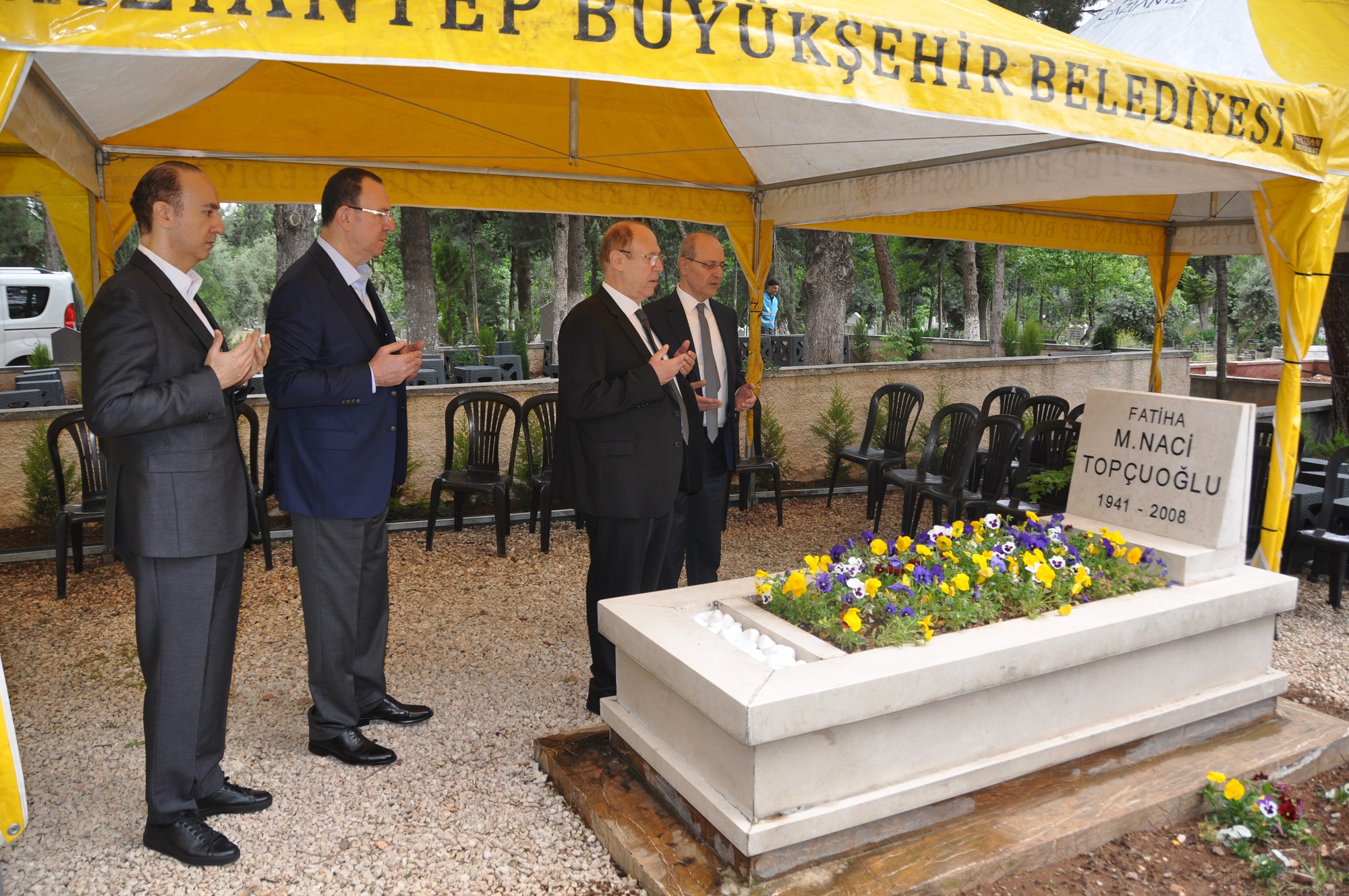 M. NACİ TOPÇUOĞLU DUALARLA ANILDI