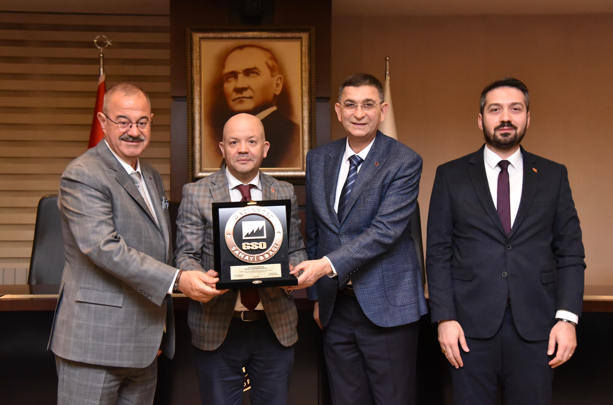 GSO’DA “REKABET KURUMU’NUN İŞGÜCÜ PİYASASINA YÖNELİK UYGULAMALARI” KONULU TOPLANTI DÜZENLENDİ