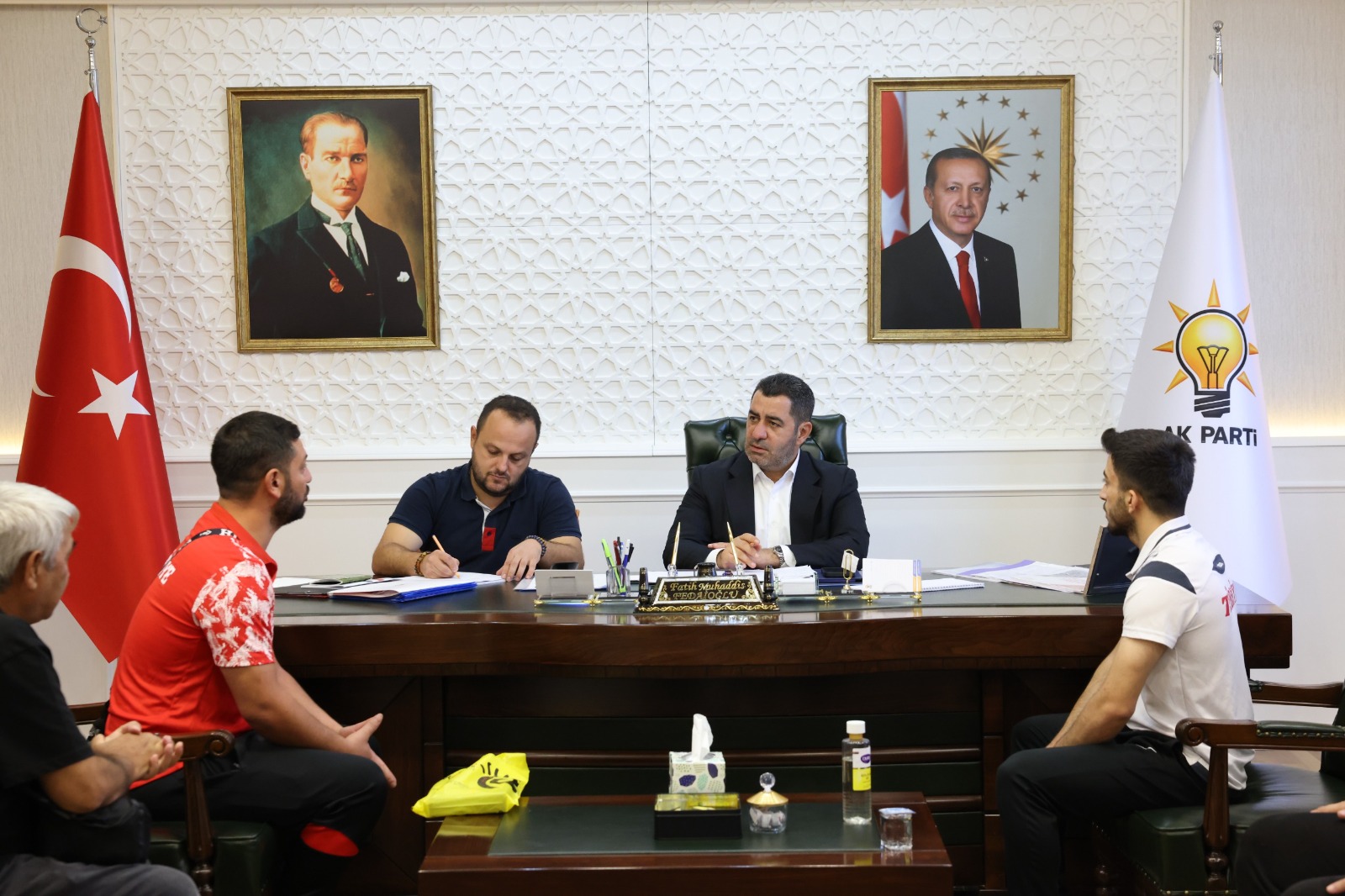 AK Parti Gaziantep İl Başkanlığı’nda  “Açık Kapı Hasbihal” Programı Gerçekleşti