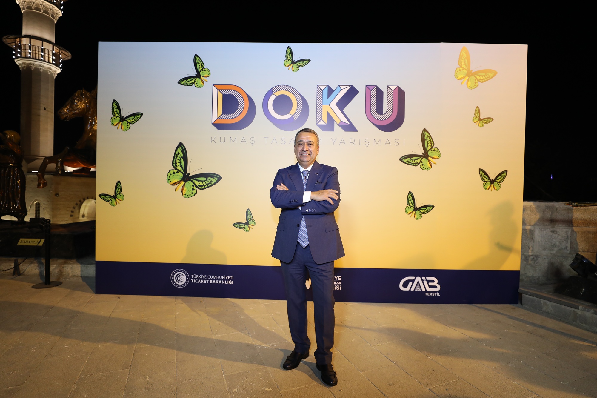  DOKU KUMAŞ TASARIM TEKSTİLİN ÖNCÜ GÜCÜ