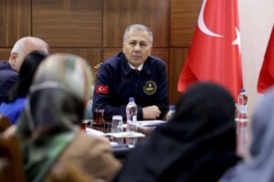 81 İLDE GÖÇMEN KAÇAKÇILIĞI ORGANİZATÖRLERİ YAKALANDI