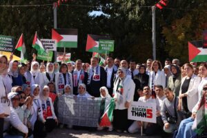 “GAZZE İÇİN SESSİZ ÇIĞLIK” MEYDANLARDA YANKILANDI