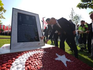 ŞEHİT EYYÜP UĞURLU PARKI DUALARLA AÇILDI