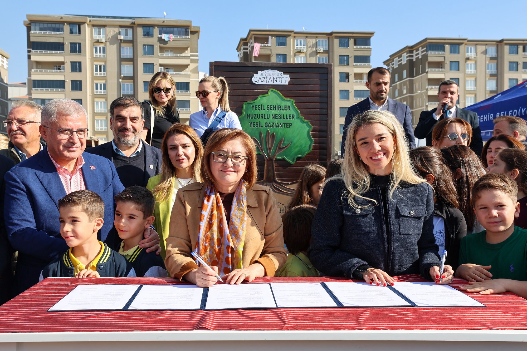 BÜYÜKŞEHİR YEŞİLANTEP PROJESİ BÜYÜYOR