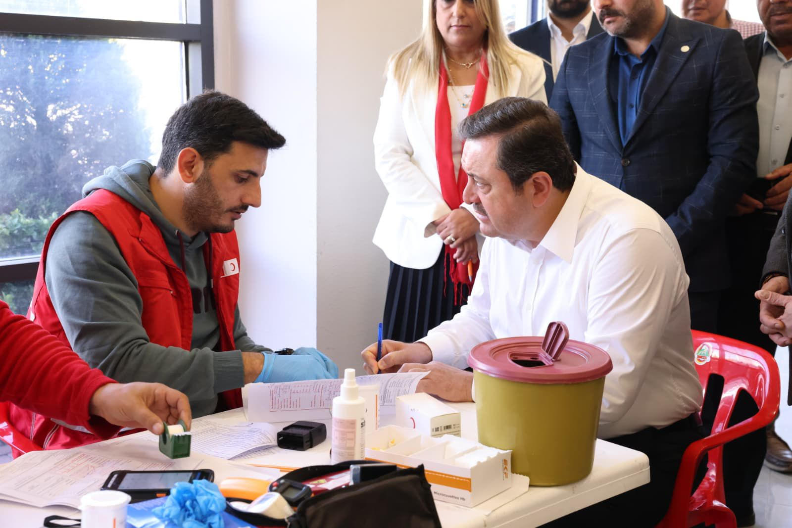 AK PARTİ’DEN : “BİR DAMLA KAN, BİR HAYATA UMUT”