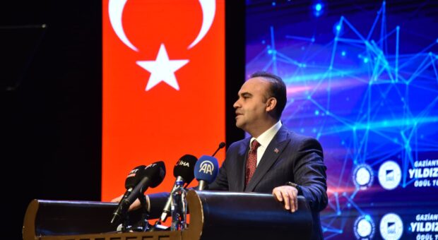 GSO GAZİANTEP’İN YILDIZLARI ÖDÜL TÖRENİ BAKAN FATİH KACIR İLE GERÇEKLEŞTİ