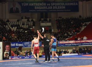 ŞAHİNBEY TÜRKİYE GÜREŞ ŞAMPİYONASI BAŞLADI