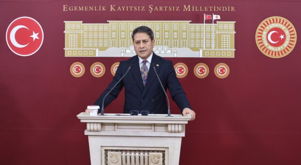 ALİ ŞAHİN: “ANTEPFISTIĞINDA LİSANSLI DEPOCULUKTA STANDARTLARI YÜKSELTİYORUZ”
