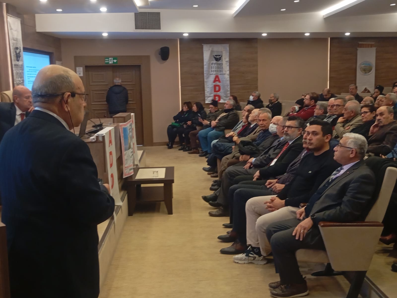 SAMET BAYRAK’TAN “BELGELERLE ANTEP SAVUNMASININ BİLİNMEYENLERİ”