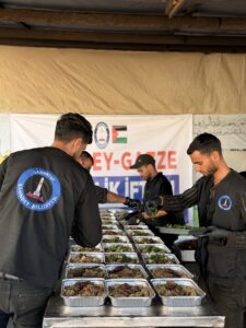 ŞAHİNBEY BELEDİYESİ’NDEN GAZZE’DE KARDEŞLİK İFTARI