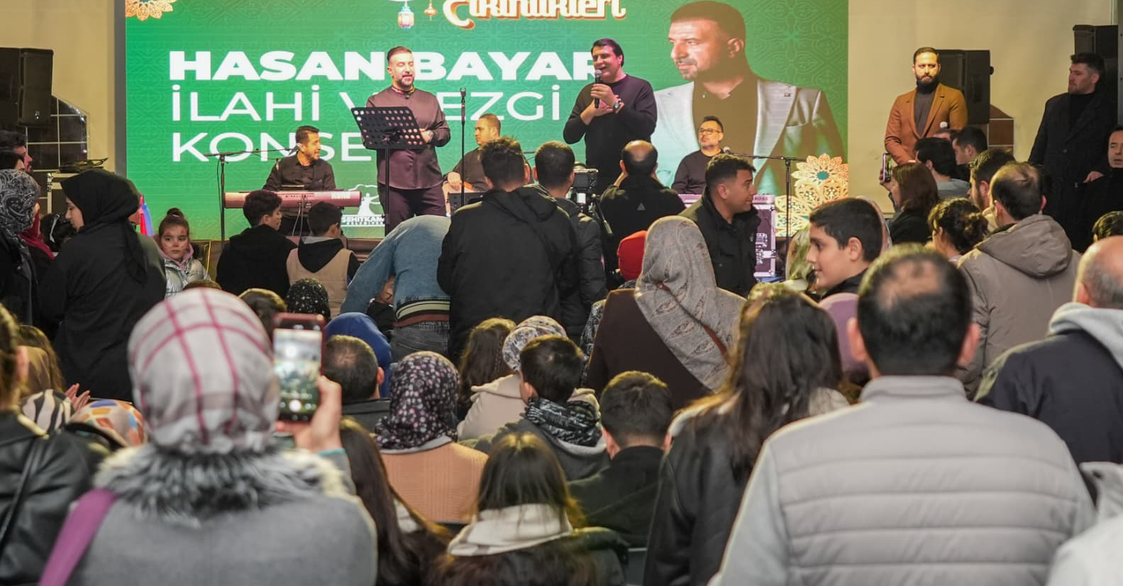 ŞEHİTKAMİL’DE İFTAR SOFRALARI GÖNÜLLERİ BİRLEŞTİRİYOR