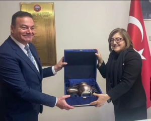 FATMA ŞAHİN ANKARA GAZİANTEPLİLER DERNEĞİ’Nİ ZİYARET ETTİ