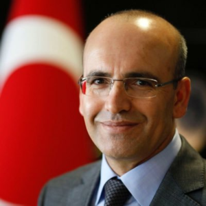 ŞİMŞEK:GELİŞMELERİ YAKINDAN TAKİP EDİYOR VE GEREKLİ TEDBİRLERİ ALIYORUZ