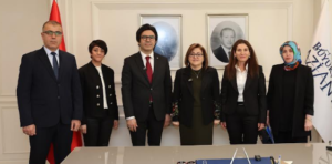 GAZİANTEP BÜYÜKŞEHİR’DEN DOĞUM SÜRECİNE EBE EŞLİĞİ MODELİ