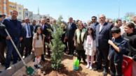 GAZİANTEP BÜYÜKŞEHİR’DEN 23 NİSAN’A ÖZEL FİDAN DİKİM