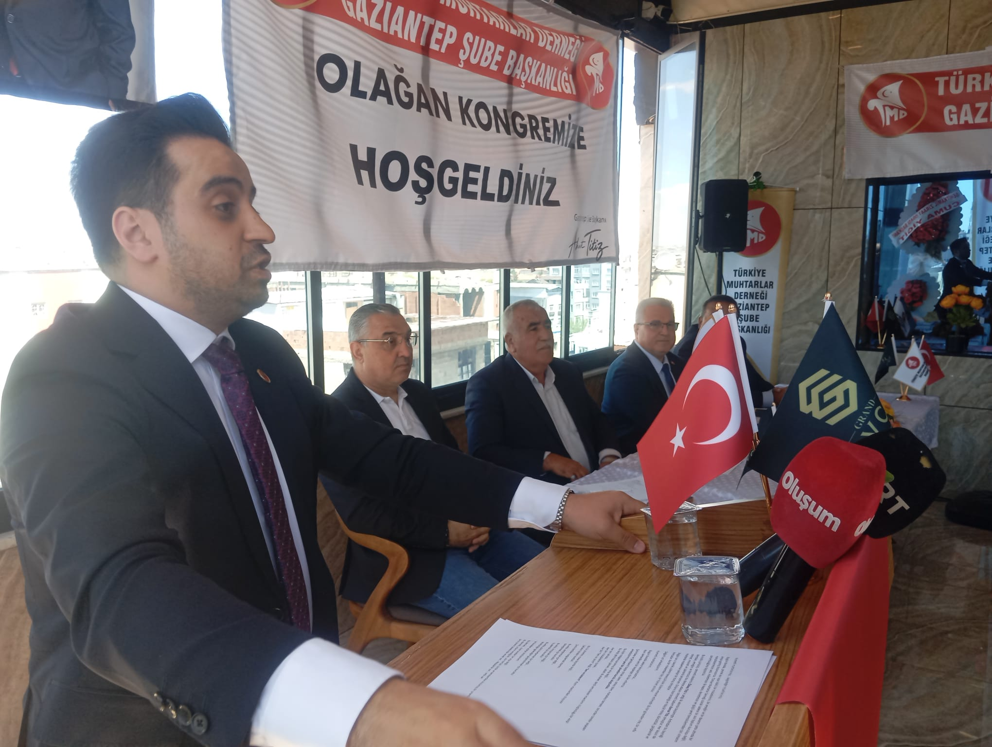 AHMET TİTİZ GÜVEN TAZELEDİ(Video Haber)