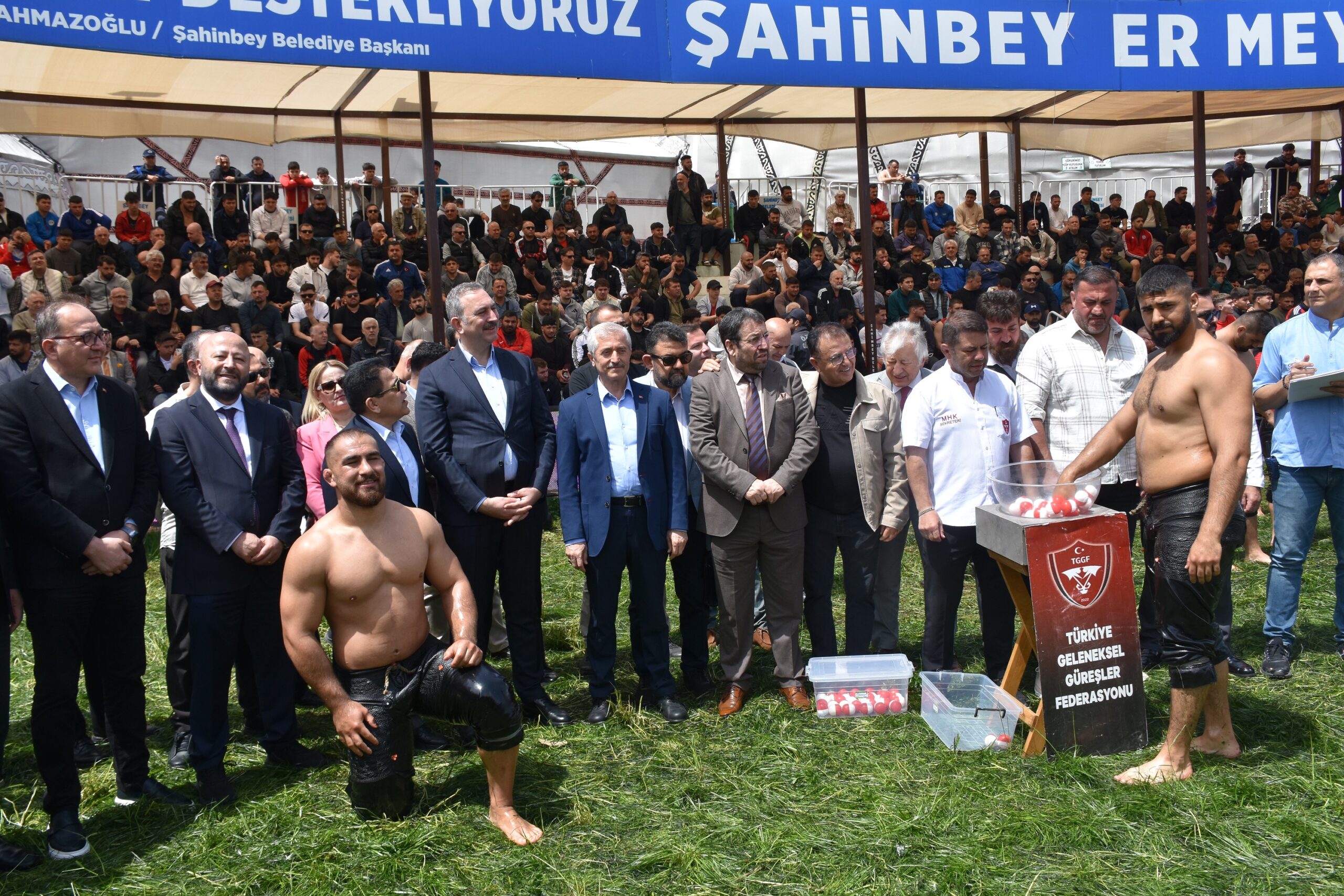 ŞAHİNBEY’DE ER MEYDANINDA KIYASIYA MÜCADELE (Video Haber)