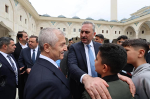 ŞAHİNBEY’DE GENÇLERLE BULUŞTULAR