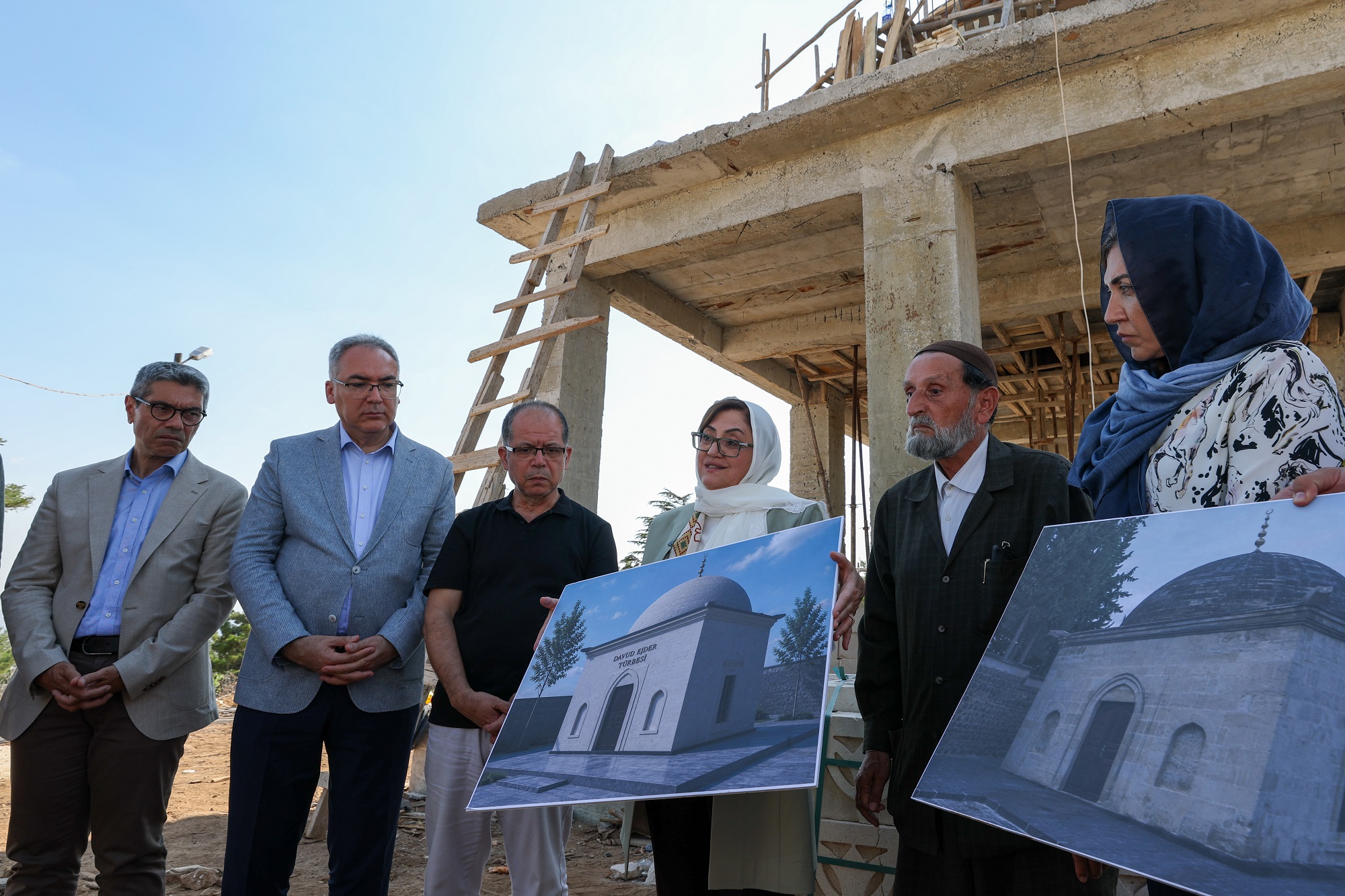  DÜLÜK BABA ZAVİYESİ VE TÜRBESİ ASIL YERİNDE YENİDEN İNŞA EDİLECEK