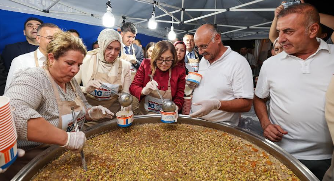 KÜRT-TÜRK-ÇEÇEN-ALEVİ- SUNNİ ÖLÜMSÜZ KARDEŞLİĞİ BU FESTİVALDEYDİ