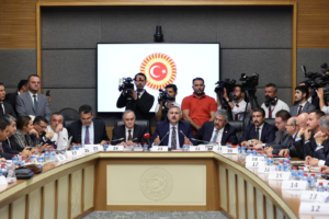 ABDULHAMİT GÜL: “KANUN TEKLİFİ MİLLETİMİZİN TEKLİFİDİR”